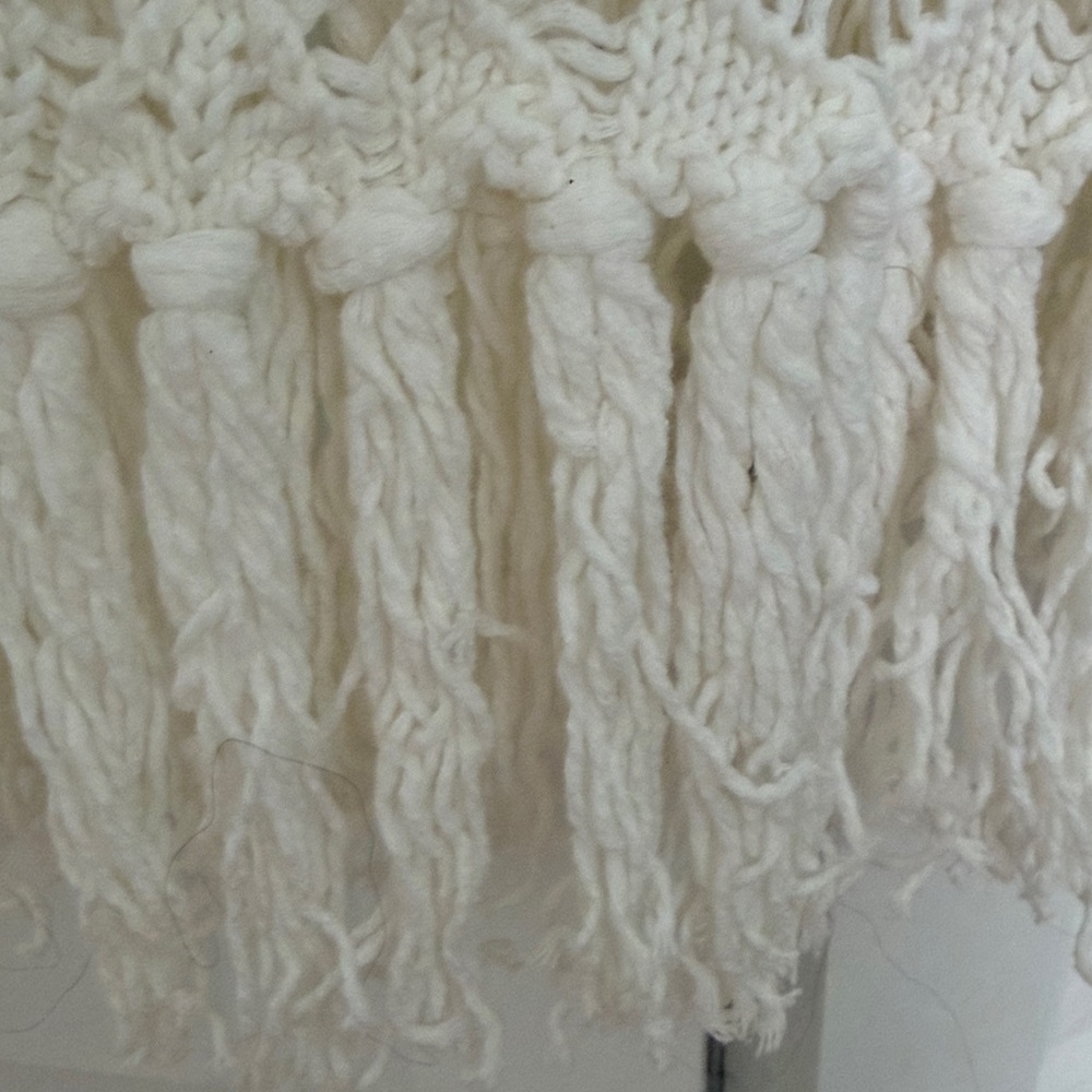 Victoria's Secret White Crochet Fringe Tank Top Boho Festival Size S - Picture 7 of 10
